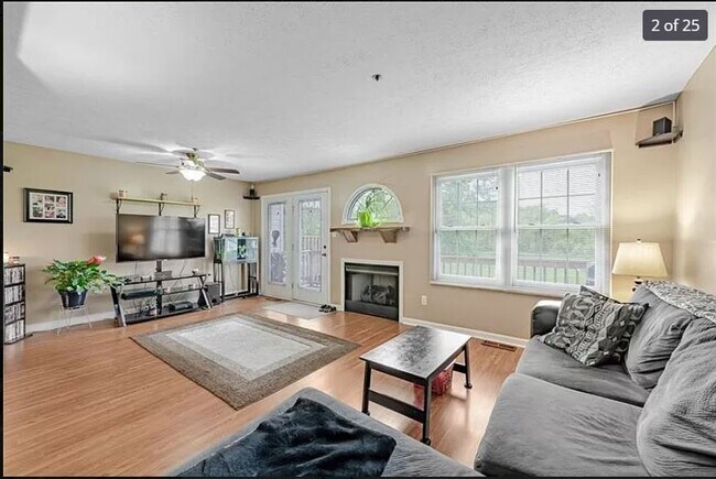 Building Photo - 236 Fieldbrook Dr