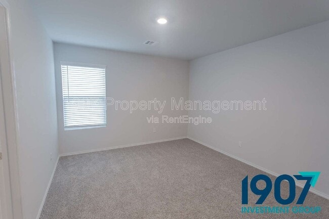 Building Photo - 1413 Lexi Dr