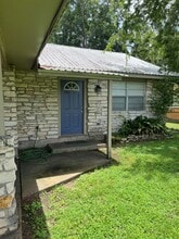 Building Photo - 417-b North Street
