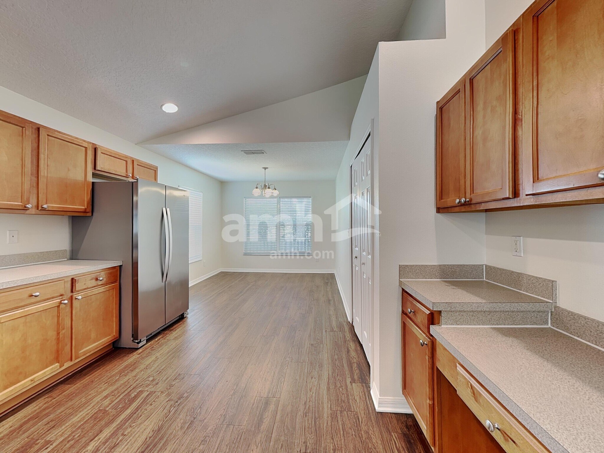 Building Photo - 1145 Bluegrass Dr