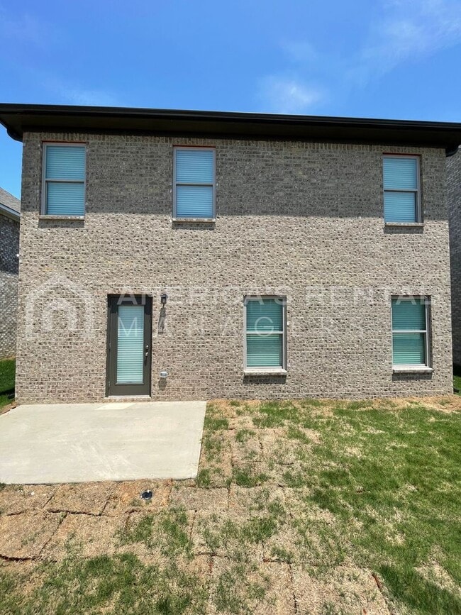 Building Photo - 298 Shiloh Creek Dr