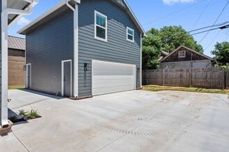 Building Photo - 1123 S Delaware Pl