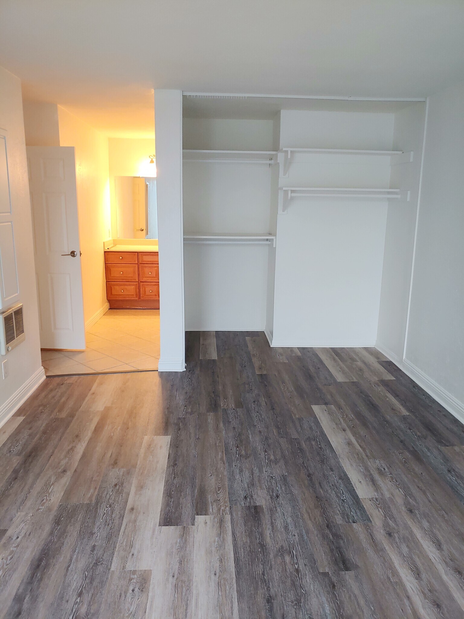 Building Photo - 3700 Dean Dr