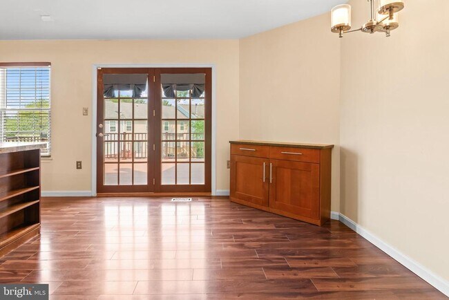 Building Photo - 26 Wessex Ct