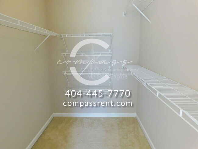 Building Photo - 428 Shadowbrooke Cir SW