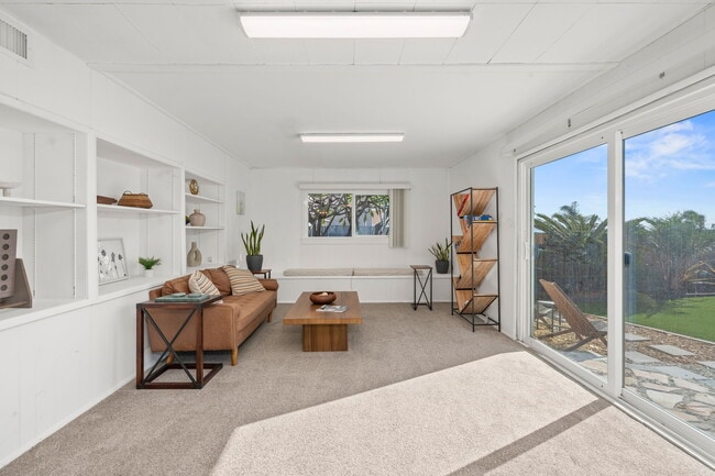 Building Photo - 3640 Princeton Ave