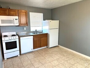 Building Photo - Remodeled 1 bedroom in Elko