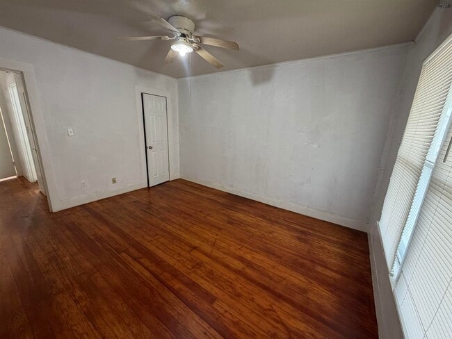 Building Photo - 1656 McGregor Ave