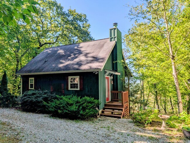 Building Photo - 54 Teaberry Ln