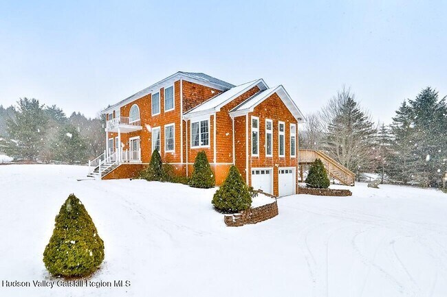 Primary Photo - 24 Windham Vw Rd
