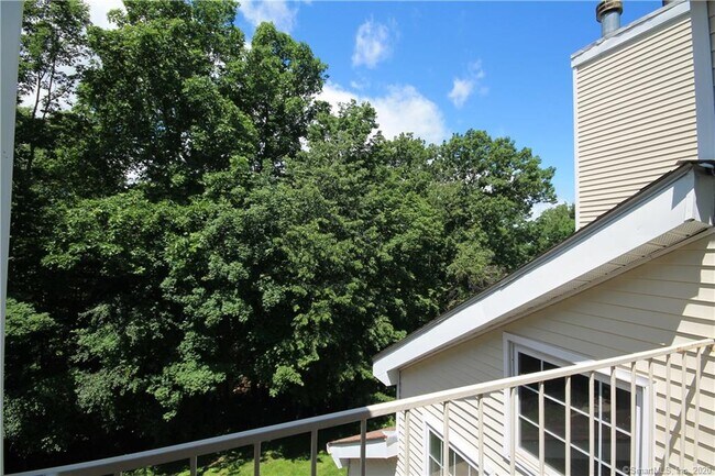 Building Photo - 285 Carriage Crossing Ln