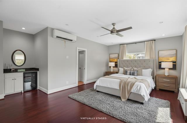 Building Photo - 4319 Cabell Dr