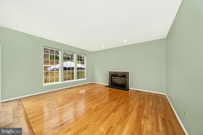 Building Photo - 19316 Moon Ridge Dr