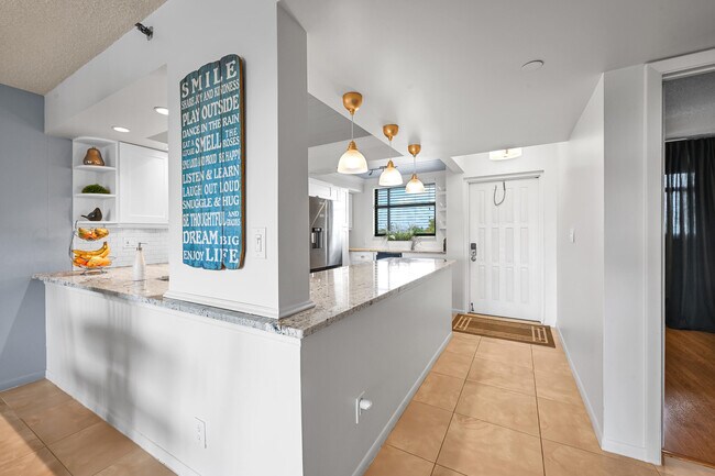 Building Photo - 1266 S Military Trail