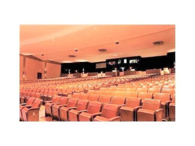 Building Photo - 129 Mansfield D