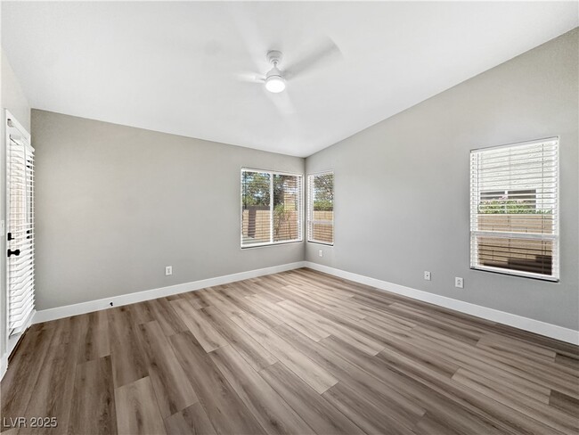 Building Photo - 1506 Emerald Peak Ave