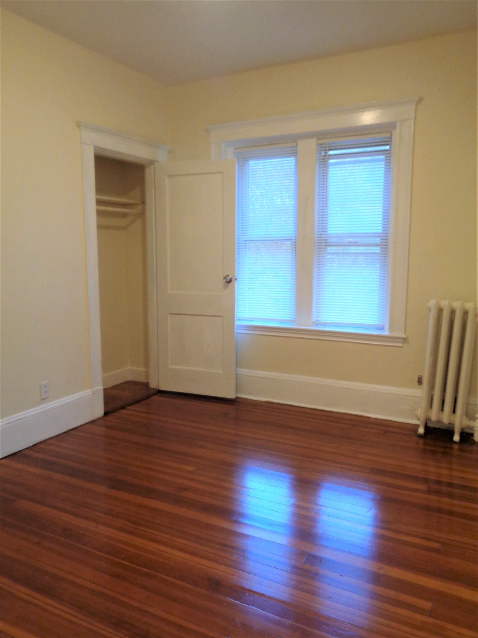 Building Photo - 553 Brookline Ave