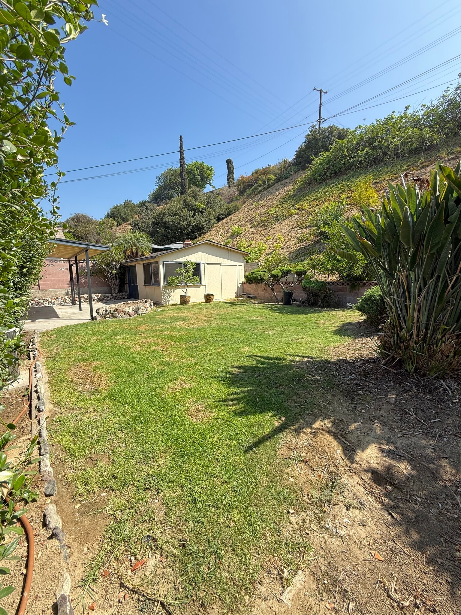 Building Photo - 1220 Crest Vista Dr