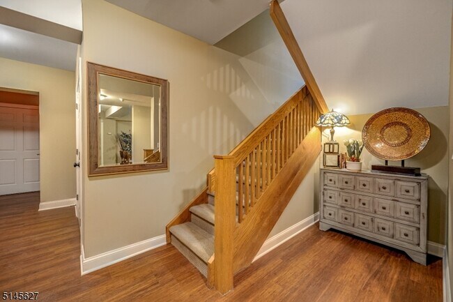 Building Photo - 36 Rocktown Hill Rd