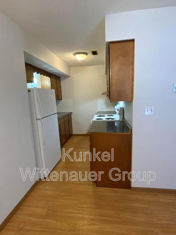 Building Photo - 1816 Jamestown Rd