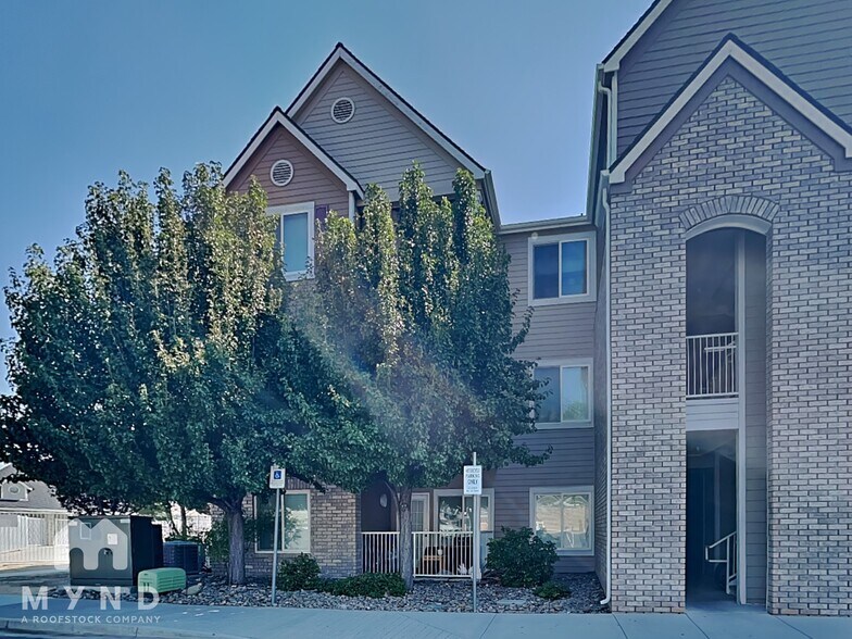 Primary Photo - 200 Talus Way