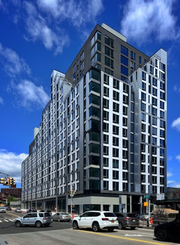 Building Photo - 3880 9th Ave