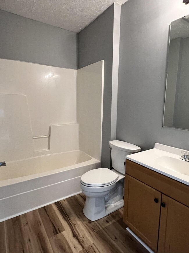 Building Photo - "Charming 3-Bedroom Haven with 2 Full Baths in Portland, TN – Your Cozy Retreat Awaits!"