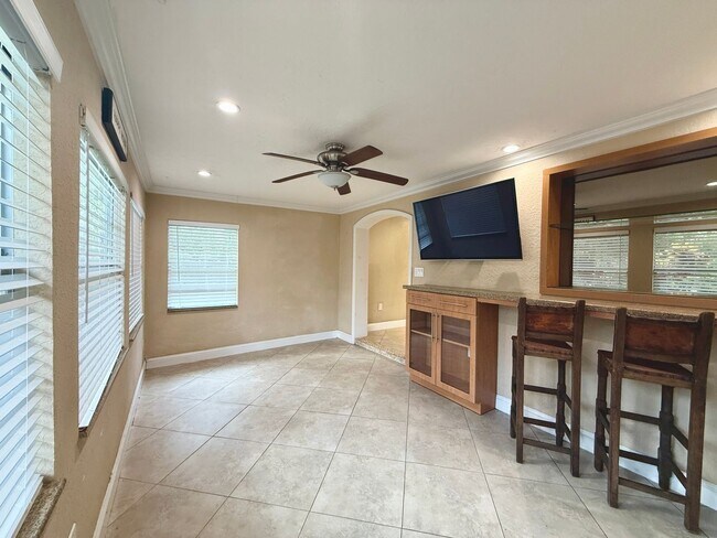 Building Photo - Sarasota Springs Gem - 3 Bedroom Plus Den ...
