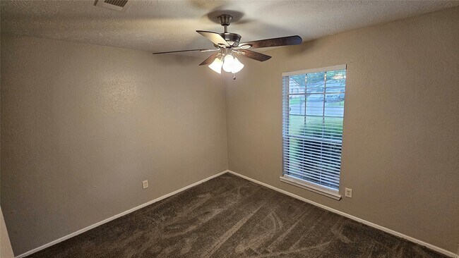 Building Photo - 4410 Adonis Dr