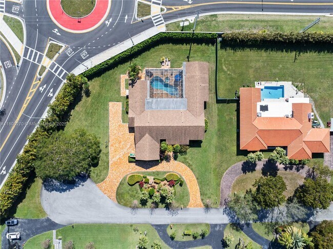 Building Photo - 7720 SW 183rd Terrace