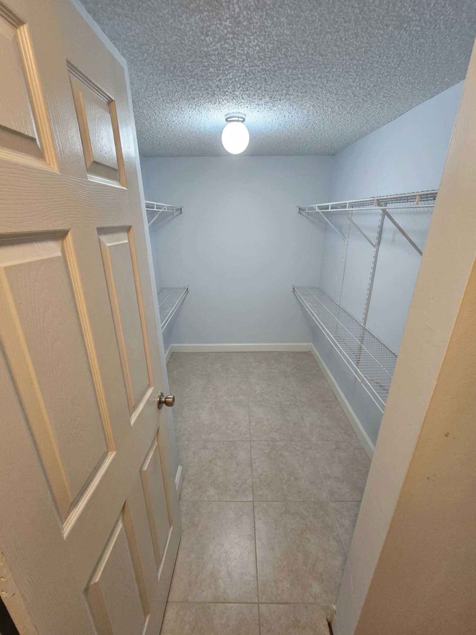 Building Photo - 2703 Nassau Bnd
