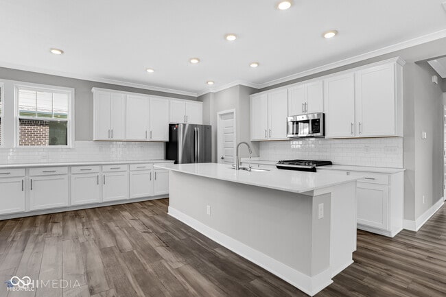 Building Photo - 2228 W 171st St