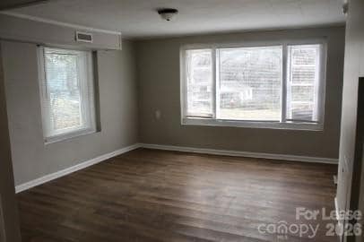 Building Photo - 1204 W Mauney Ave