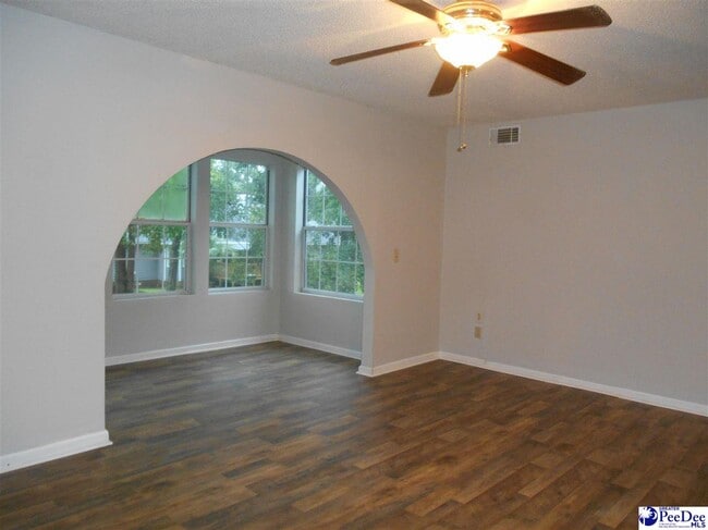 Primary Photo - 711 Coventry Ln
