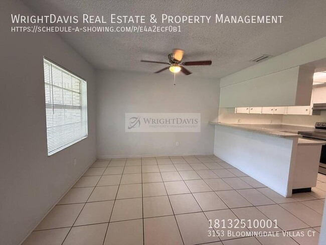 Building Photo - 3153 Bloomingdale Villas Ct