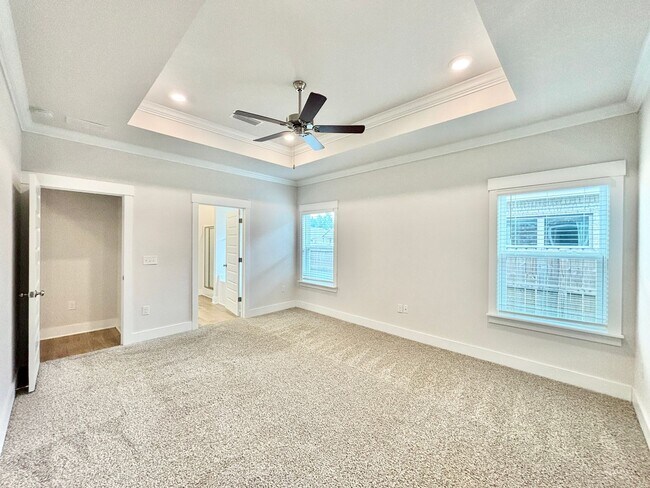 Building Photo - 1234 Fenwick Ct