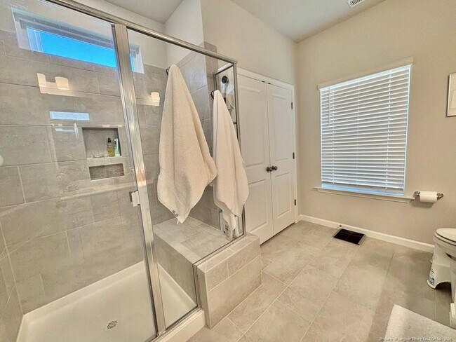 Building Photo - 67 Beacon Hl Rd