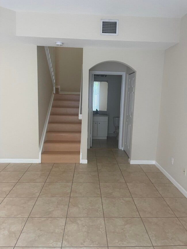 Building Photo - 6549 Diamond Springs Terrace