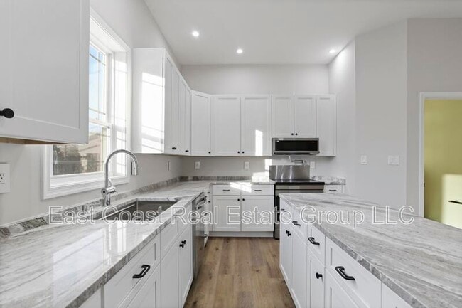 Building Photo - 530 N Third St