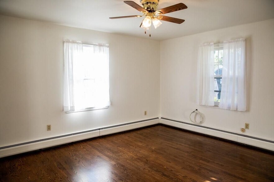 Building Photo - 11 Milk St