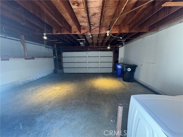 Building Photo - 9727 Fremont Ave