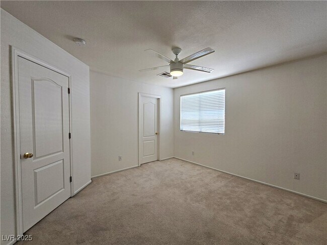 Building Photo - 53 Desert Dawn Ln