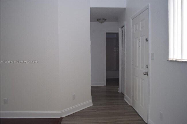 Building Photo - 3413 NW 44th St