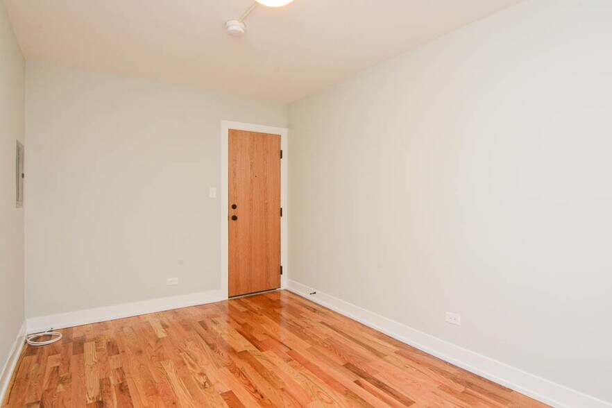 Building Photo - 2915 N Mildred Ave