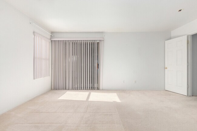 Building Photo - 1116 S 53rd St