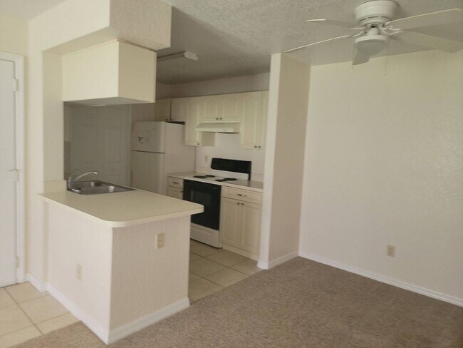 Building Photo - Orlando - 1 Bedroom, 1 Bathroom - $1,425.00