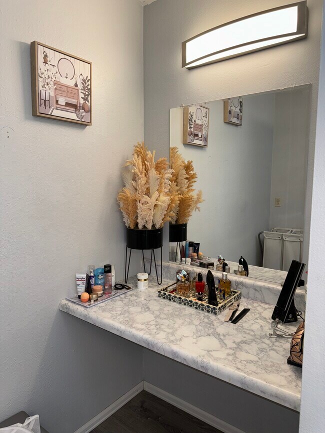 Building Photo - 4666 Witches Hollow Ln