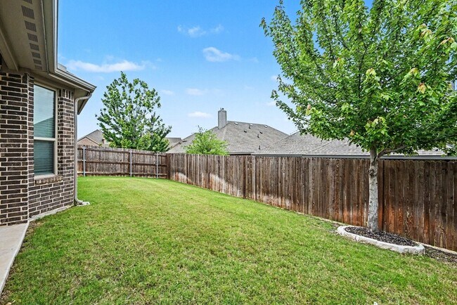 Building Photo - 7656 Northumberland Dr