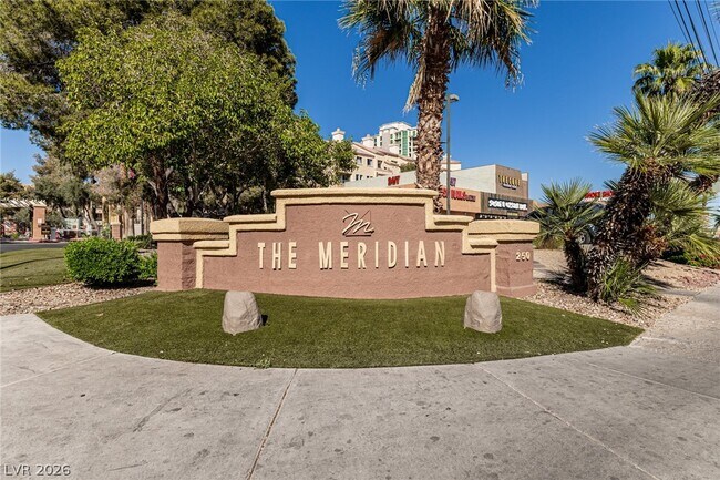 Building Photo - 210 E Flamingo Rd