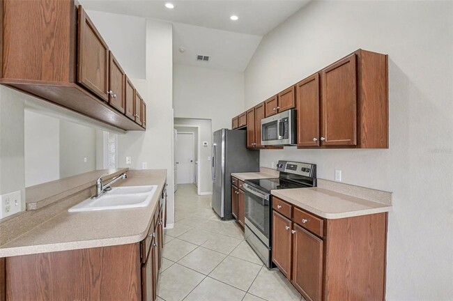 Building Photo - 865 Terranova Rd